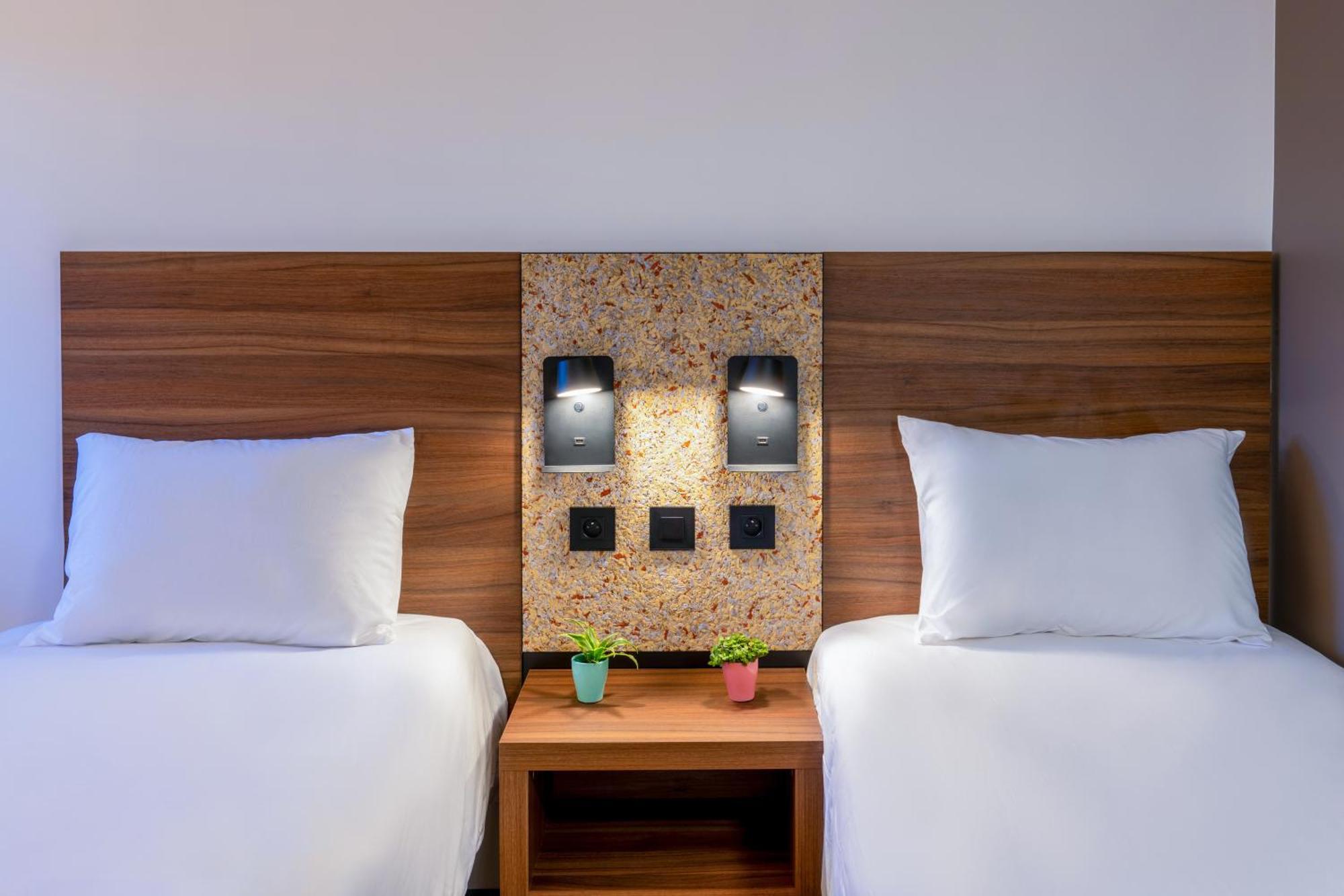 Greet Hotel シャテルロー エクステリア 写真